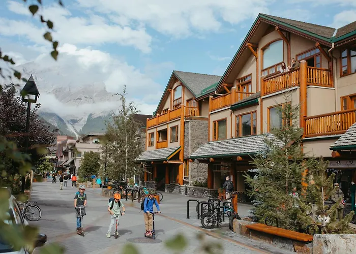 Brewster Mountain Lodge